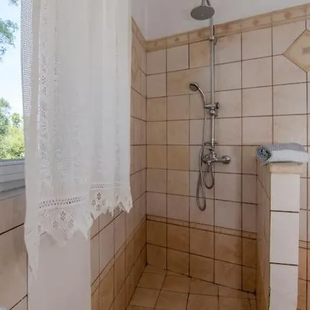 Thodoros Sleeps 6 * Magaziá