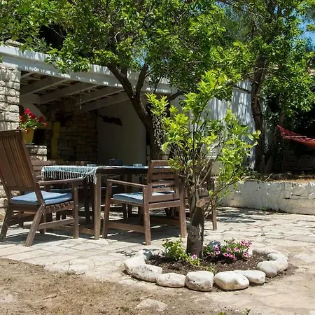 Сasa de vacaciones Thodoros Sleeps 6 Magaziá
